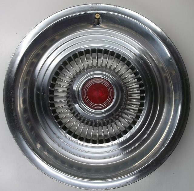 1975 thru 1978 Ford Granada Mercury Comet 14 Inch Hubcap Wheel Cover