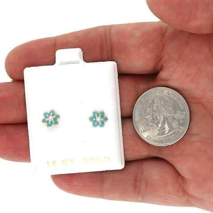Aretes para bebé con flores de circonita cúbica esmaltadas en oro de 14 quilates para niños de 7 mm Foto 2 de 4