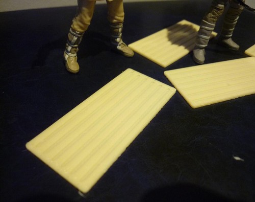 Star Wars Hoth Base Plates Set of 4 pieces Resin - Picture 3 of 5