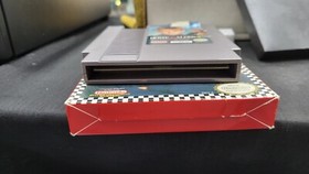 CIB HOME ALONE 2 LOST IN NEW YORK NINTENDO NES VIDEO GAME COMPLETE W/ PROTECTOR