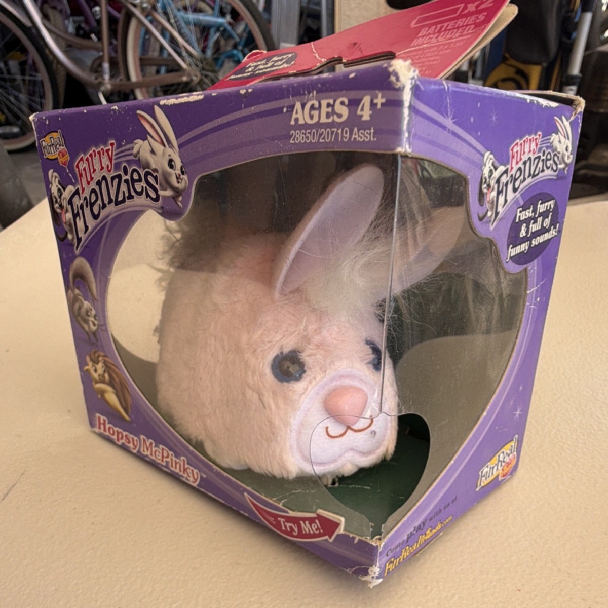 FurReal Friends Furry Frenzies Hopsy McPinky Electronic