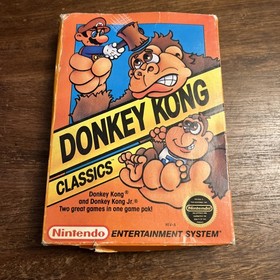 Nintendo Donkey Kong Classics (Nintendo NES)  Complete - Tested - Authentic