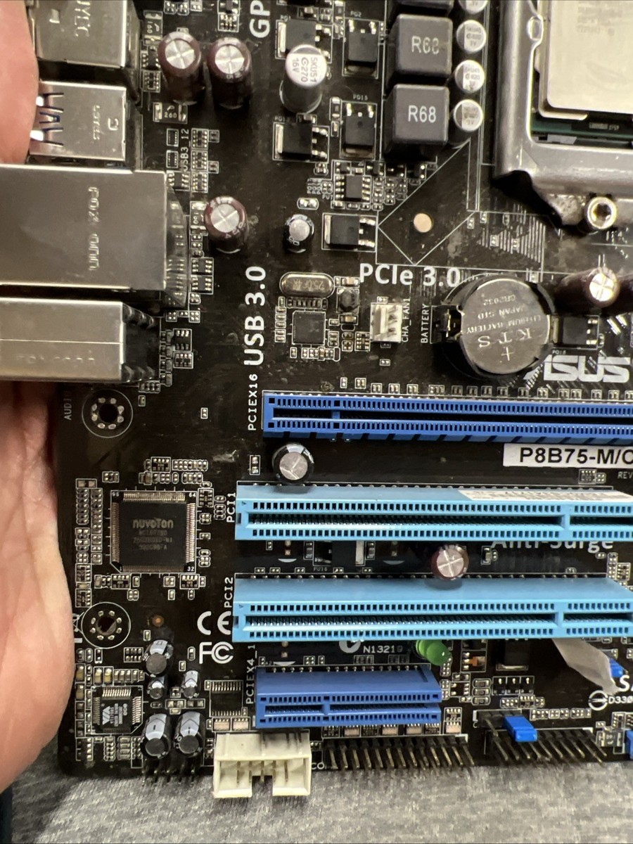 ASUS P8B75-M Corei7-3770K 16GBRAMゲーミングPC ASUS P8B75-M Corei7-3770K 16GBRAMゲーミングPC ASUS P8B75-M