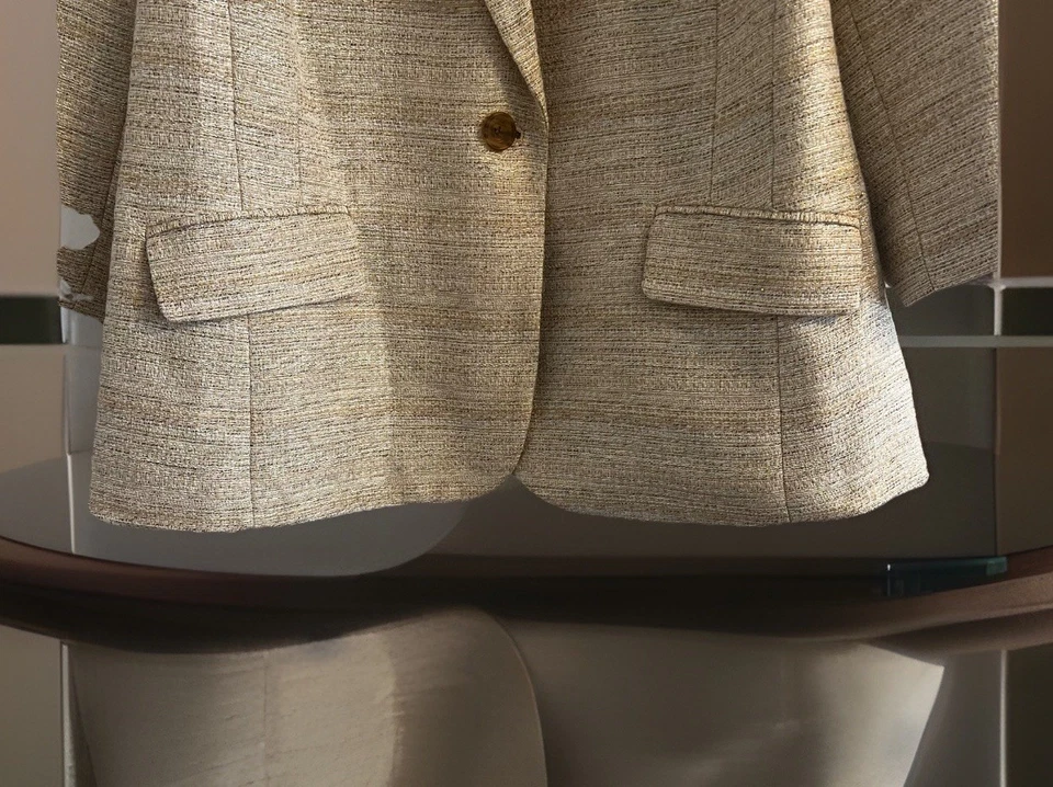 Apostrophe Blazer Ivory Metallic Thread Plus size 24W Single Button Closure Work - Image 4 of 4