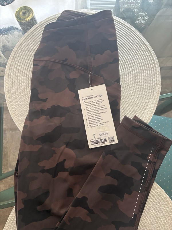 Lululemon Swift Speed HR Tight 28" Camo Brown, Size 8 LW5CY3S
