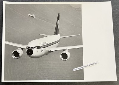 LUFTHANSA AIRBUS A310 JET Vintage 7x9.5  Aviation Archive Airlines Photo