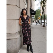 Madewell Dress, Dark Garden Floral,  Midi, Deep V-neck, Flattering