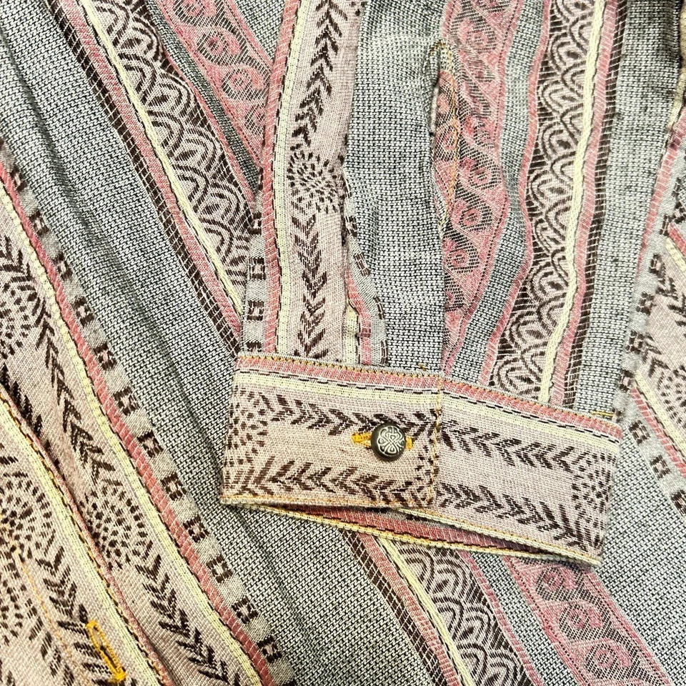 Suave Envolvente Abotonado Terciopelo Bordado Diseño Rayas Espalda Floral Foto 4 de 4