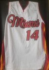 Tyler Herro Miami Heat Aurographed Signed Jersey - Beckett Witnessed — photo 3