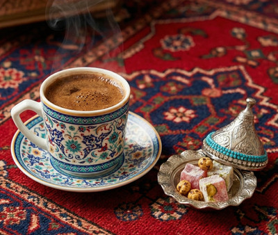 Großer Basar von Istanbul Kaffeeservice - Porzellan Espressotasse mit Strassschale
