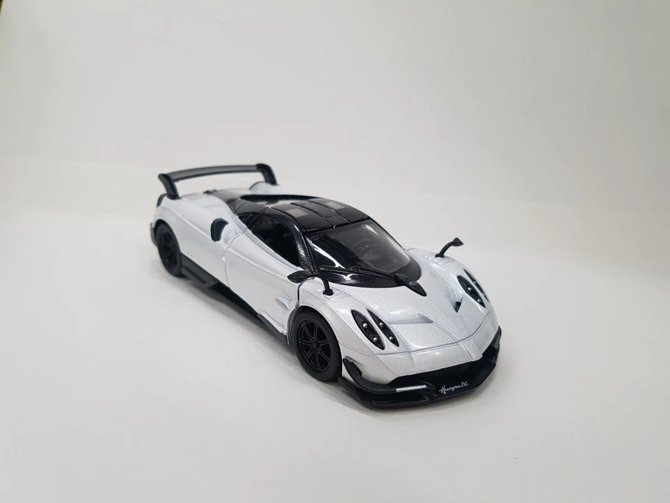 Modèle De Voiture Kinsmart Pagani Huayra BC Blanc 1/38 Échelle Diecast Neuf - Photo 1/2