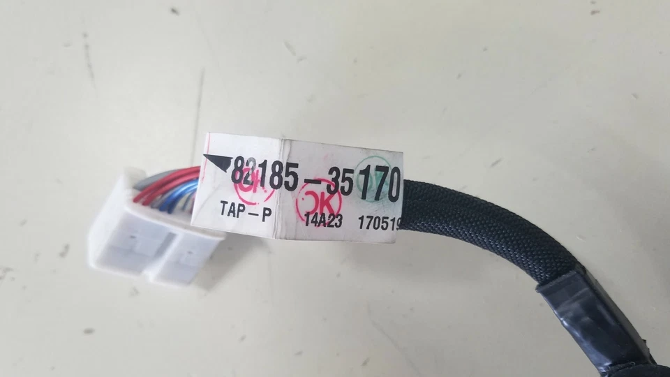 Toyota 4runner 2014 18 2019 puerta trasera puerta levadiza arnés de cables fabricante de equipos originales 82185-3517 Foto 3 de 3