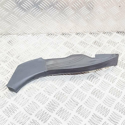 BMW 7 G11 730d Rückleuchte hinten links Tropfschiene Blende 7342961 3.0 Diesel 195kw 2018