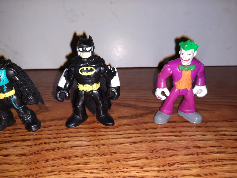 Lote de 4 figuras de superhéroes Imaginex DC Batman Catwoman Joker Foto 3 de 4