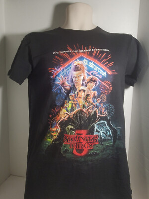 Stranger Things 3 One Summer Can Change Everything T-shirt Black Size Small S