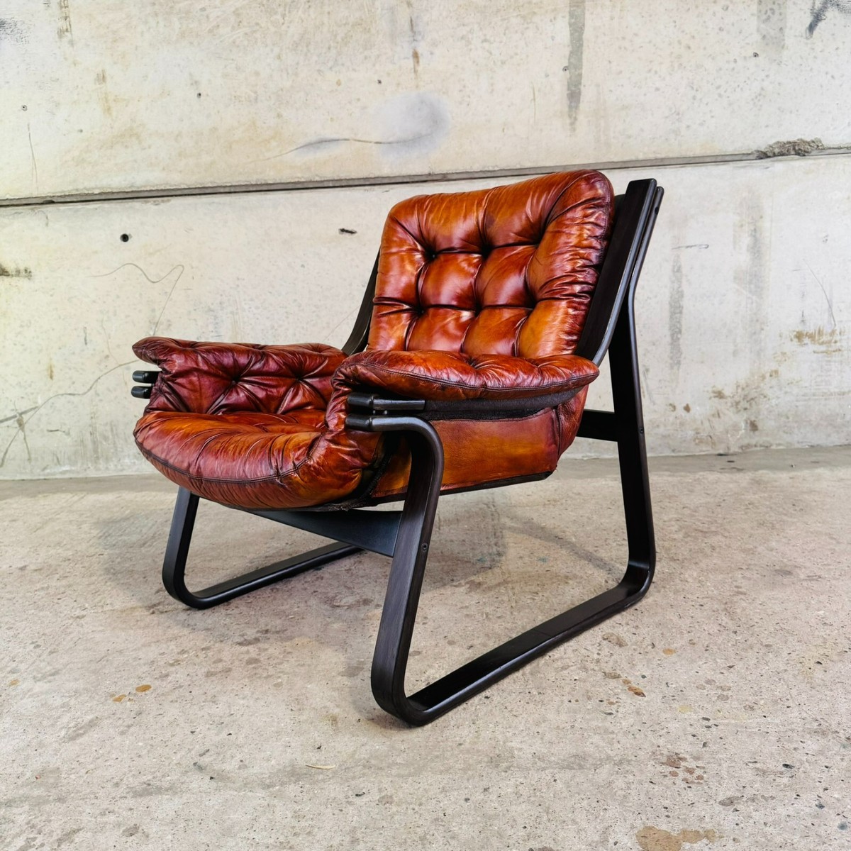 Leather Vintage Metal Lounge Chair Everett Vintage Brown Leather