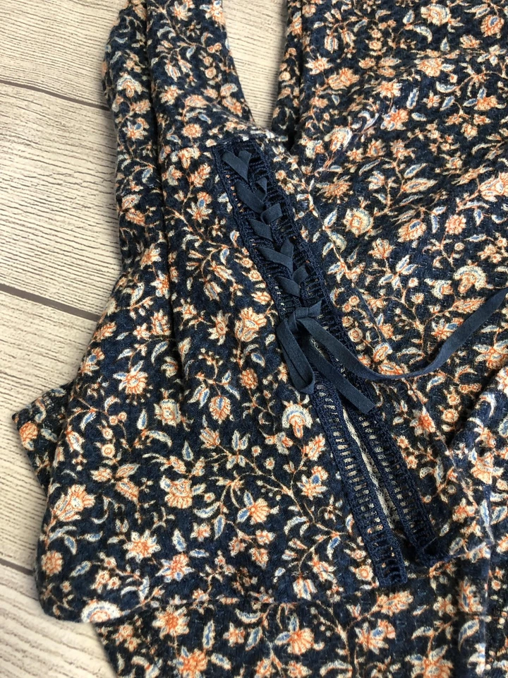 Camisa Floral Manga Larga Mujer Mediana Azul Cuello en V Con Cordones Boho Tejida Informal Foto 3 de 4