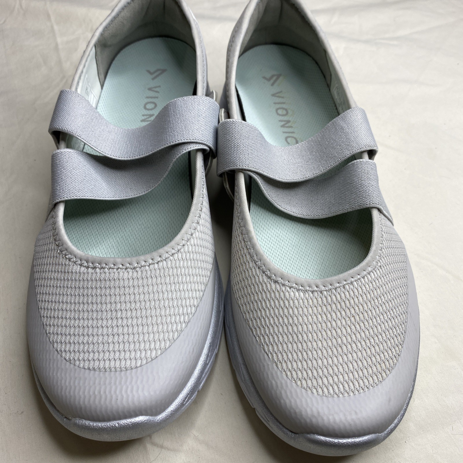 Vionic Gray Pace Orthotic Slip-On Sneakers Women's Size 10 Comfort Casual