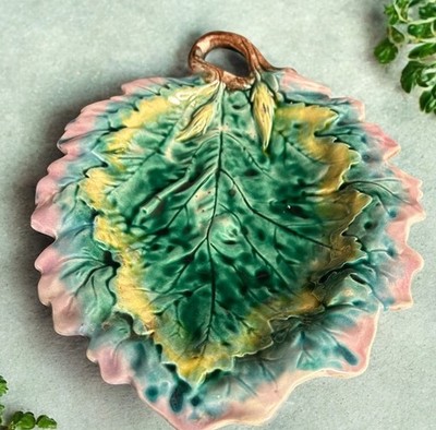 VINTAGE ITALIAN GRIFFIN SMITH ETRUSCAN MAJOLICA CRACKED GLAZE LEAF PLATE  READ