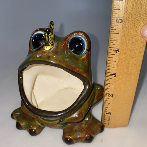 Vintage Handmade Ceramic Frog Butterfly On Nose Kitchen Sponge Scrubby Holder - Picture 4 of 5