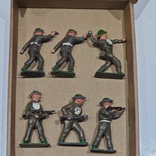 CRESCENT TOYS HOLLOW CAST WWI Soldiers Various x 6 VGC