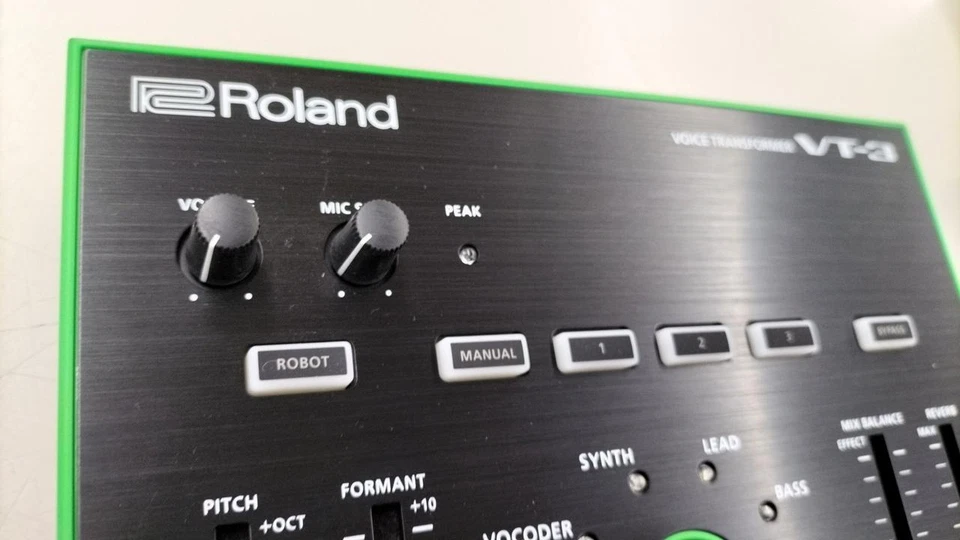 Roland VT-3 Voice Transformer AIRA Effect Processor from Japan - Image 4 of 4