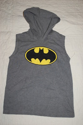 Boys HOODED BATMAN TEE SHIRT Sleeveless POUCH POCKET Gray w/ Yellow Logo  SIZE