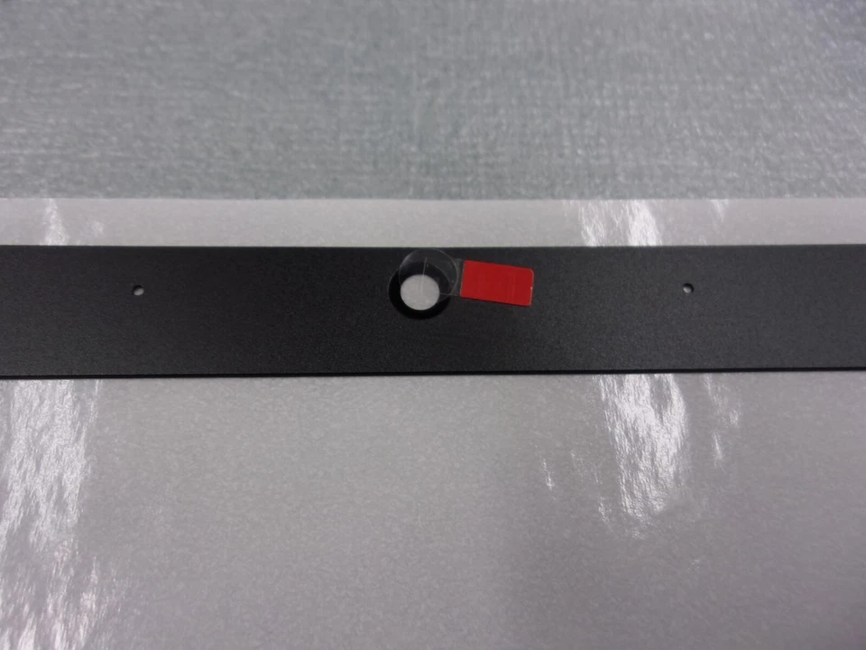 5M11B95338 HOJA BISEL THINKPAD T490 **NO EN CAJA DEL FABRICANTE** 7 Foto 2 de 3