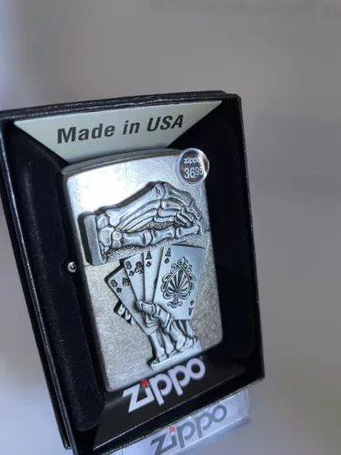 Zippo Dead Man’s Hand On A 2022 Street Chrome Lighter