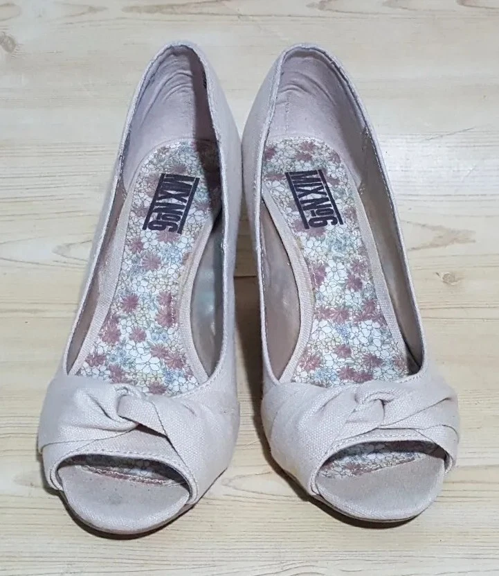 Mix No. Zapatos de salón de cuña de lona Peep Toe para mujer 7 M Foto 2 de 4