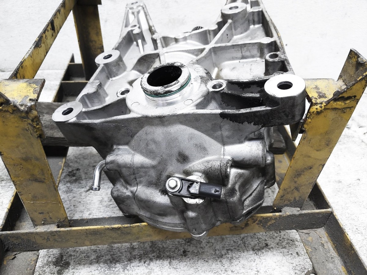 2020-2023 Ford Explorer 2.3L Awd Front Differential Carrier Case