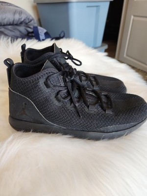 NIKE AIR JORDAN REVEAL BOYS BASKETBALL SHOES- 6Y