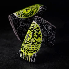 SUGAR SKULL DRIP NEON CROC BLADE COVER