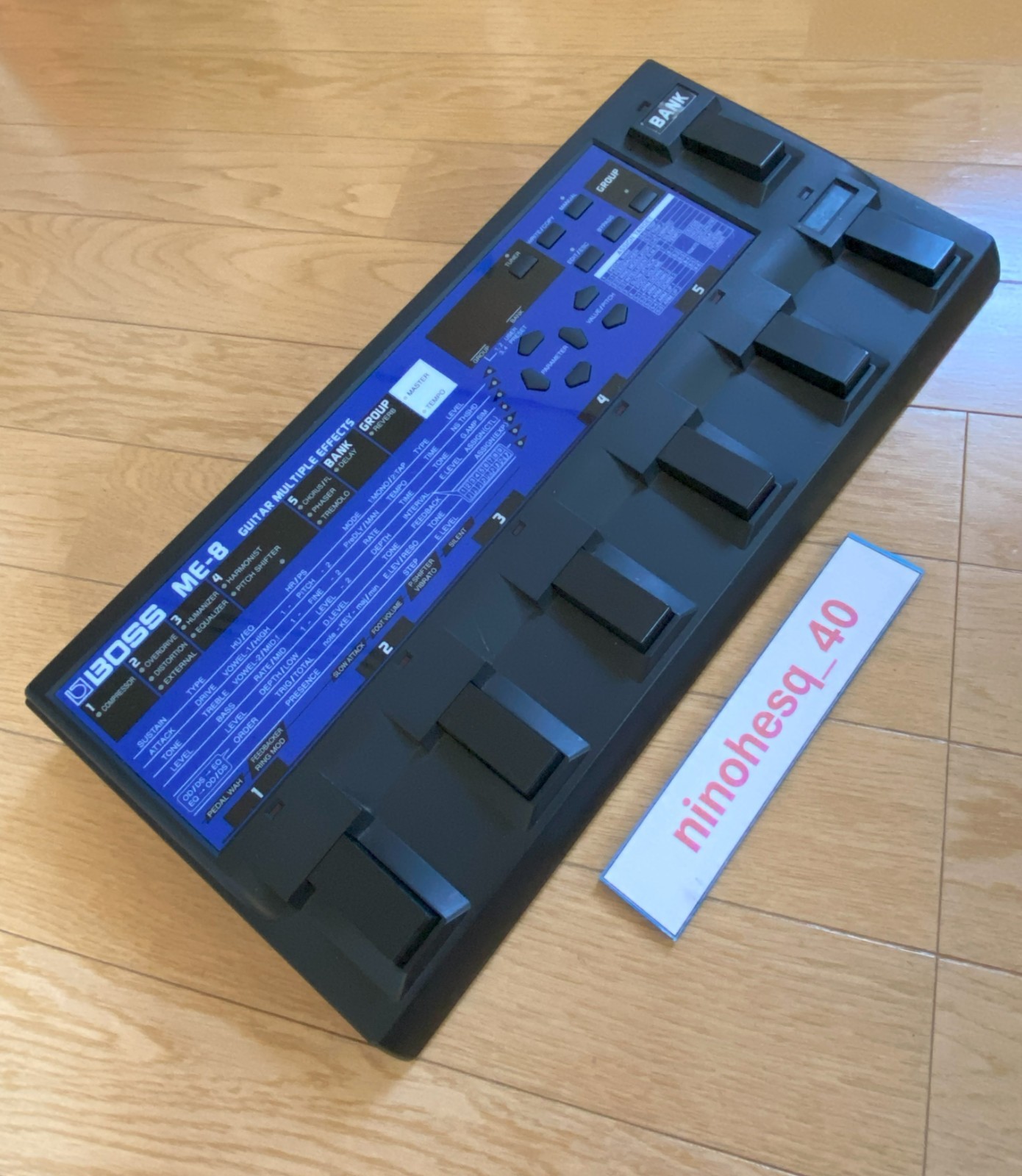 Boss ME-8 Guitar Multi-Effects Pedal  Adapter Included  Used free shipping