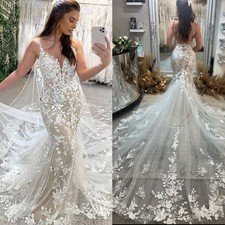 Elegant Mermaid Wedding Dresses V Neck Lace Applique Bridal Gowns Chapel Train