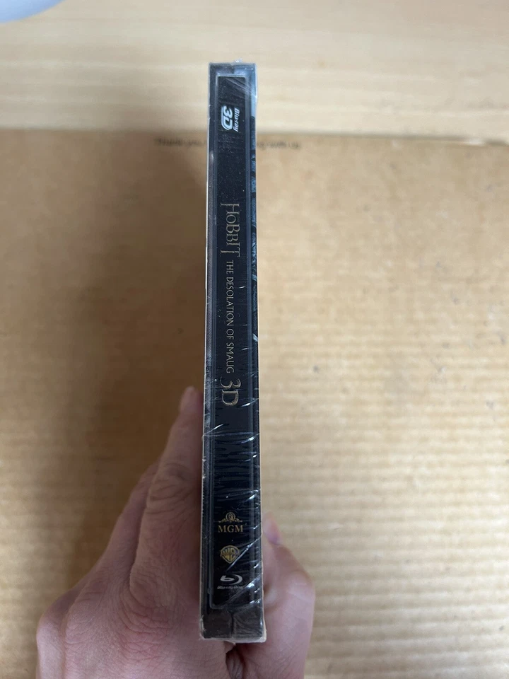 The Hobbit Desolation of Smaug 2D + 3D U.K Blu ray Steelbook NEW & SEALED - Image 3 of 4