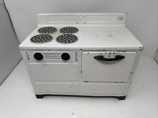 LITTLE CHEF Toy Electric Stove Vintage 1945