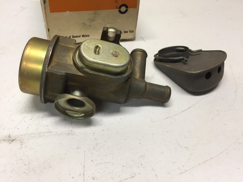 GM 7034481 Diverter Valve 1968-72 Camaro, Chevelle, Corvette "NOS" - Picture 4 of 6