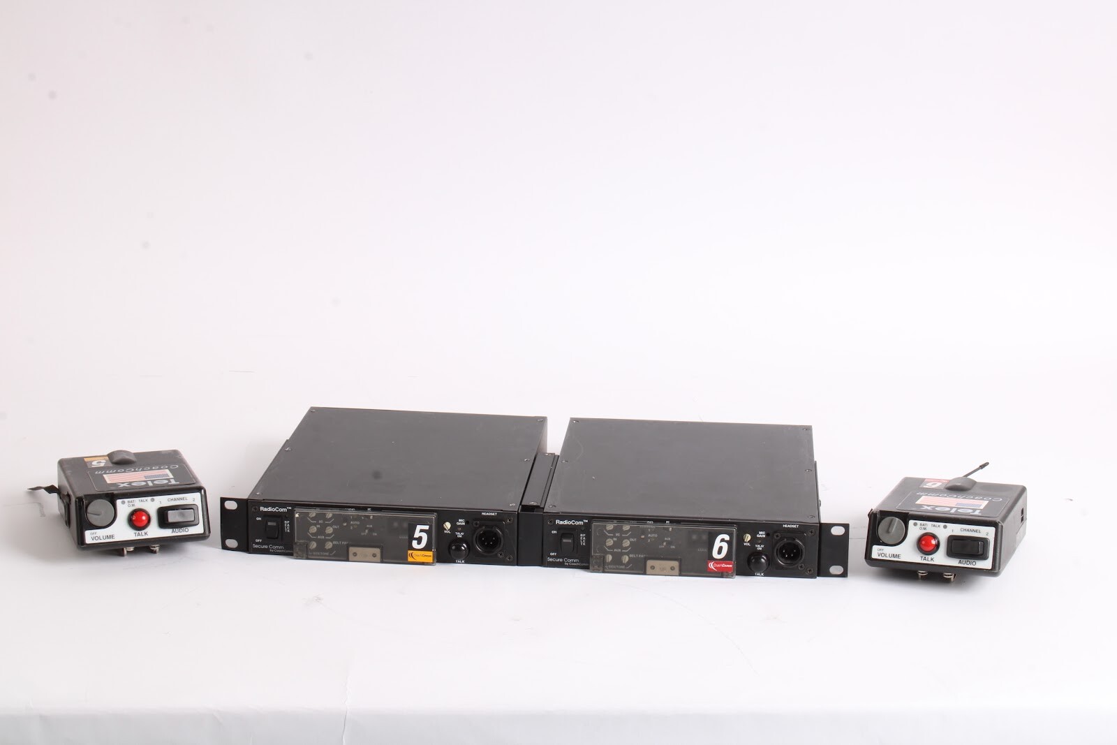 2x RadioCom BTR-600C UHF Intercom System 2X Telex TR-600C 2 Channel Transceiver