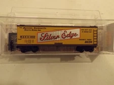  N MicroTrains Silver Edge beer car in original box