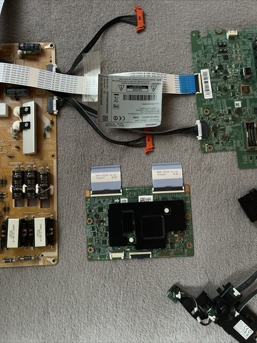 nur Mainbord UE75H6470SS