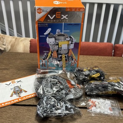VEX ROBOTICS: Hex Bug   Lunar Lander Explorer   400+ pieces - New Open Box