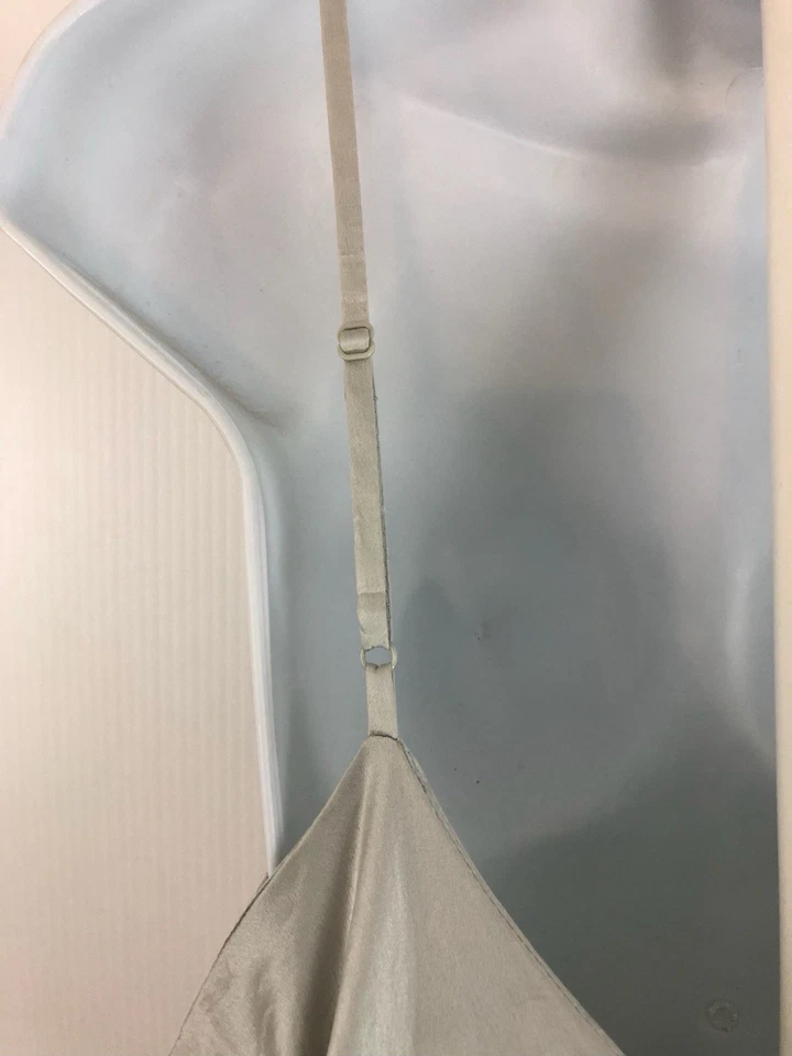 Camisón Vintage Victoria’s Secret 100% Seda Chemise Slip Talla L Pálido Verde Como Nuevo Foto 3 de 4