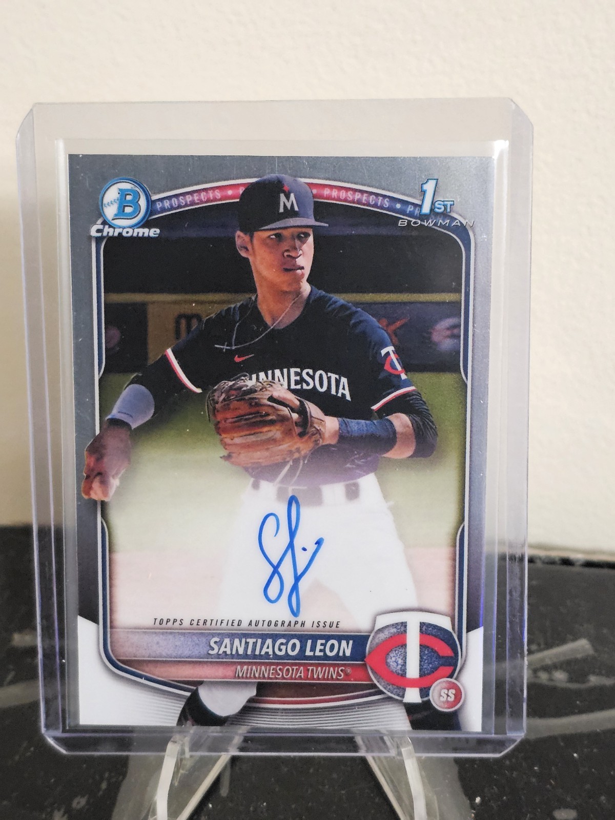 2025 Bowman Chrome Santiago Leon Auto 1st Prospect #CPA-SL Twins