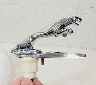 NEW in BOX 2000 - 2008 Jaguar X-Type S-Type Leaper Hood Ornament Chrome Emblem