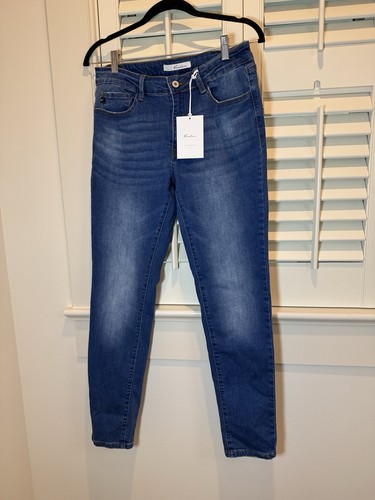 KanCan Estilo Skinny Jean Women's Blue Denim 11/ 29 NWT