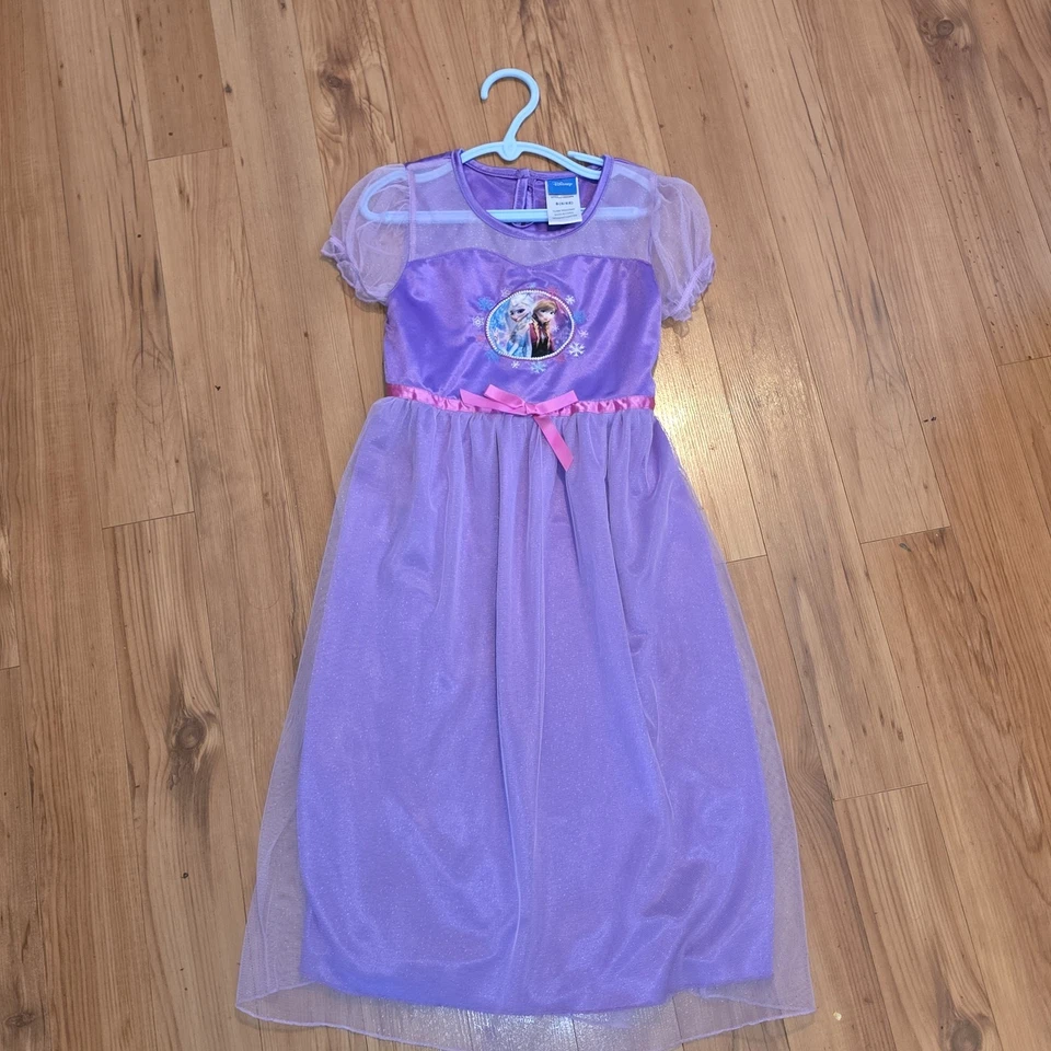 Lote de 3 camisolas de princesa Disney tamanho 6/6x fantasia Frozen Anna Elsa - Imagem 2 de 4