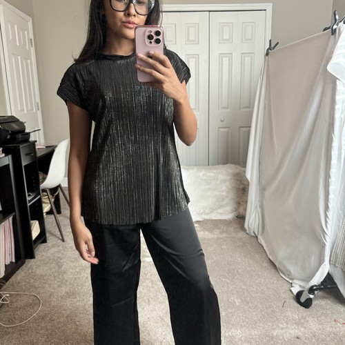 Black Metallic Pleated T Shirt Blouse, Relaxed Fit, Sz S - Picture 6 of 6