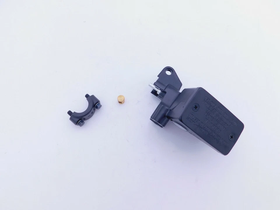 NOVO OEM SUZUKI 2008-2013 HAYABUSA GSX1300R CILINDRO MESTRE DE EMBREAGEM 59800-24F10 - Imagem 2 de 4