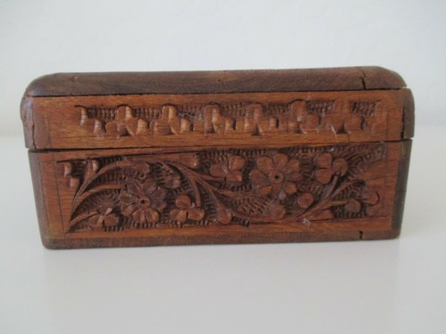 Sheesham Hand Carved Brown Wood Jewelry/Trinket Box Velvet Liner India Vtg Z8 - Picture 5 of 12